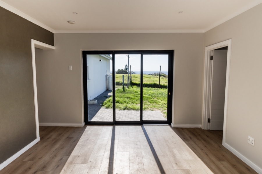 1 Bedroom Property for Sale in Charlo Eastern Cape